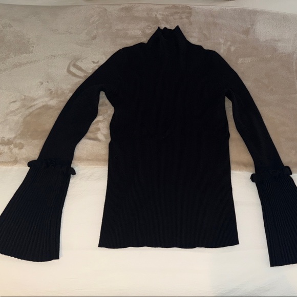 Philosophy Sweaters - Woman’s Black mock turtleneck long bell sleeve sweater rayon nylon size S EUC